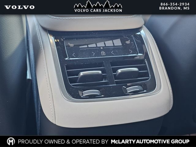 New 2026 Volvo XC90 B6 Plus w/ Protection Package Premier image 15
