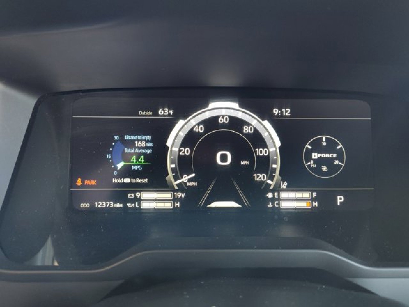 Used 2023 Toyota Tundra Platinum AWD/4WD image 24