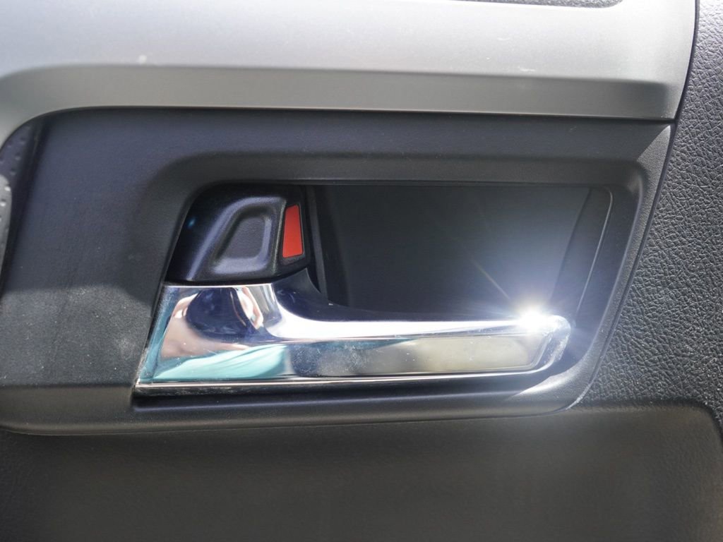 Used 2016 Toyota 4Runner Limited image 11