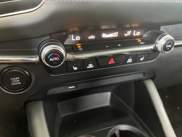 Used 2021 MAZDA MAZDA3 s FWD image 22