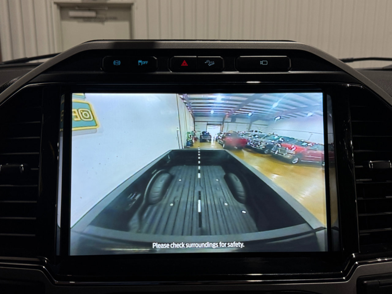 Used 2022 Ford F250 Lariat w/ Chrome Package image 49