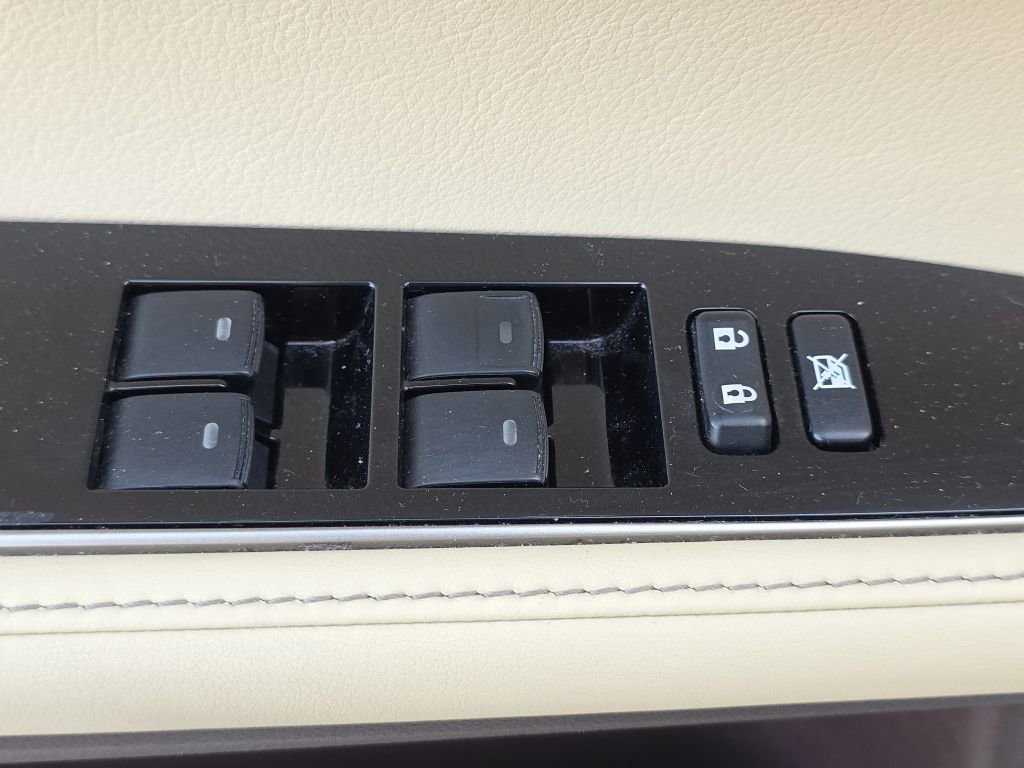 Used 2016 Lexus ES 350 image 19