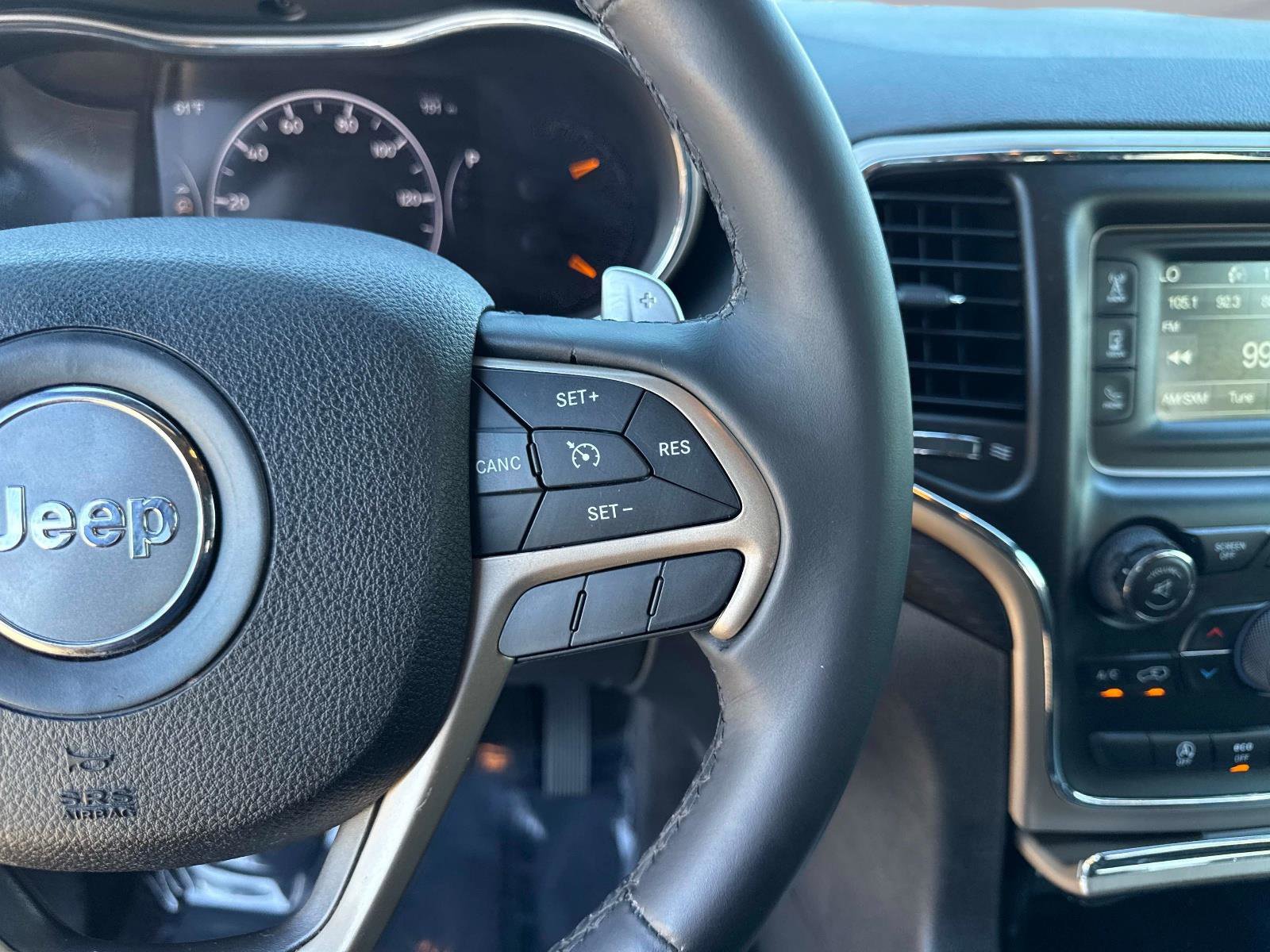 Used 2016 Jeep Grand Cherokee Laredo w/ Quick Order Package 23E image 29