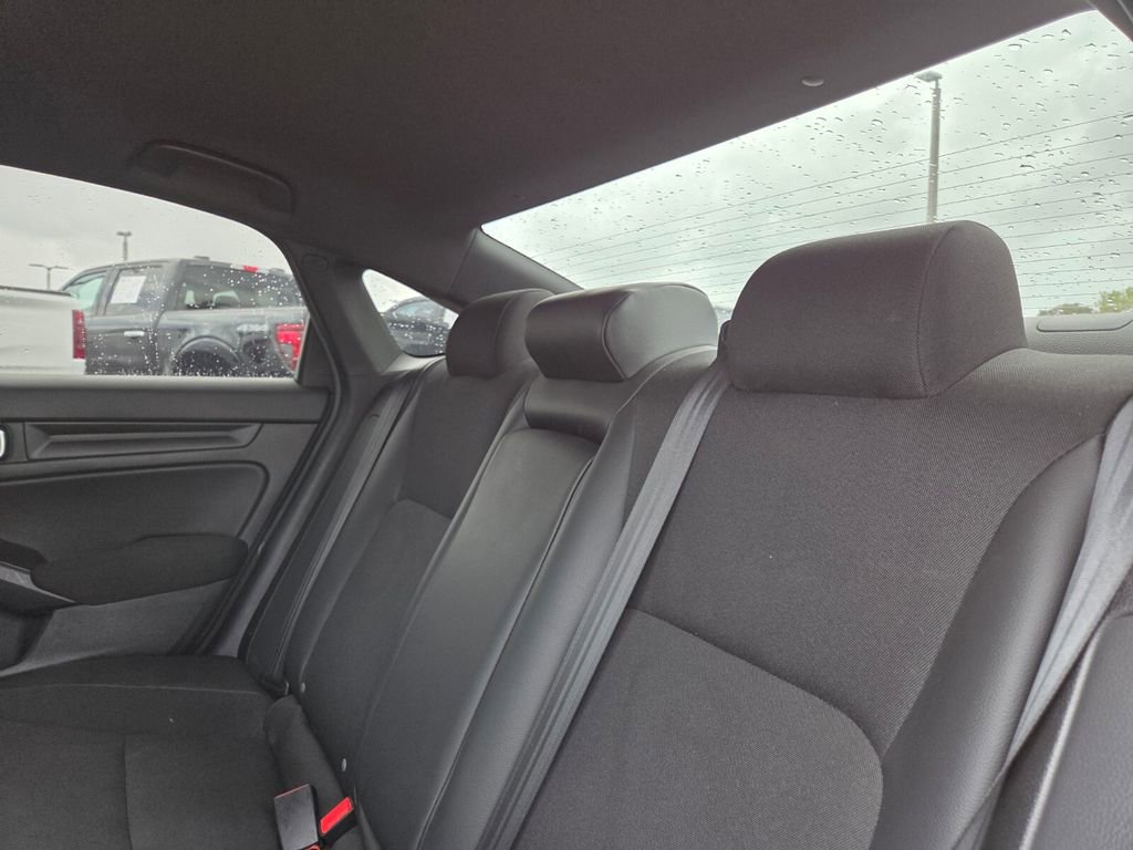 Used 2025 Honda Civic Sport image 16