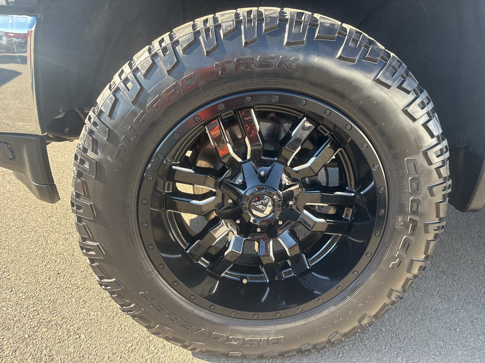 Used 2020 Chevrolet Silverado 2500 LTZ w/ LTZ Plus Package AWD/4WD image 30