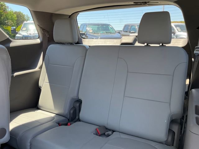 Used 2020 Chevrolet Traverse LT w/ LT Premium Package FWD image 18