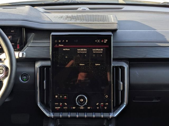 Used 2025 GMC Acadia Elevation image 18