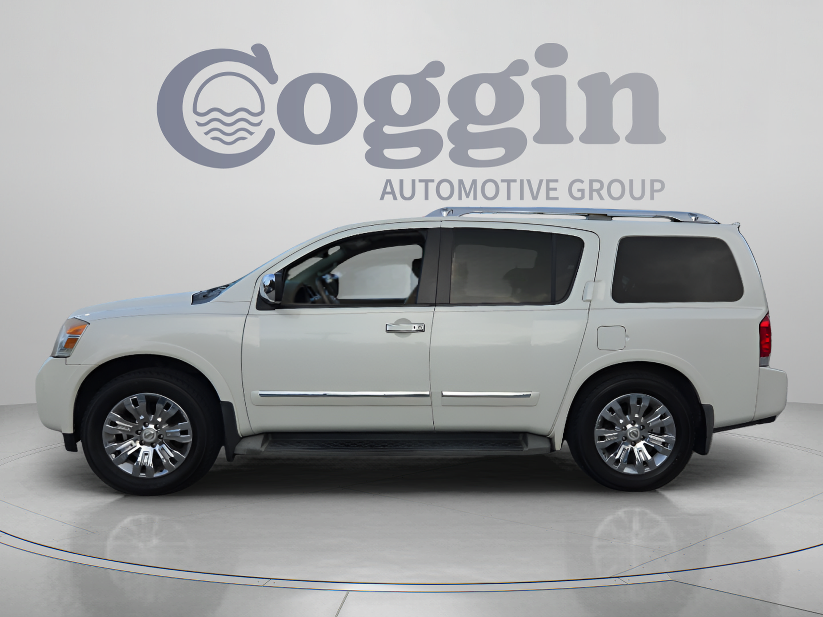 Used 2015 Nissan Armada Platinum w/ 2nd Row Captain Seat Package RWD image 2