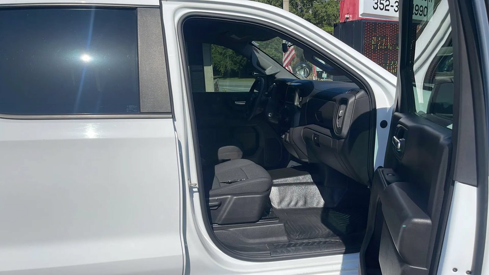Used 2021 Chevrolet Silverado 1500 W/T w/ WT Fleet Convenience Package AWD/4WD image 13