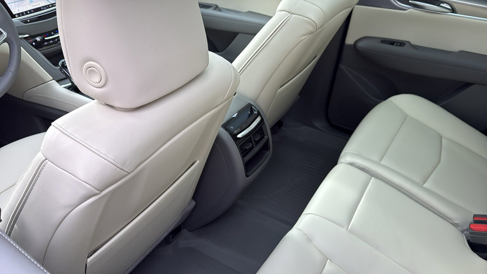 New 2026 Cadillac XT5 Premium Luxury w/ Driver Assist Package image 31