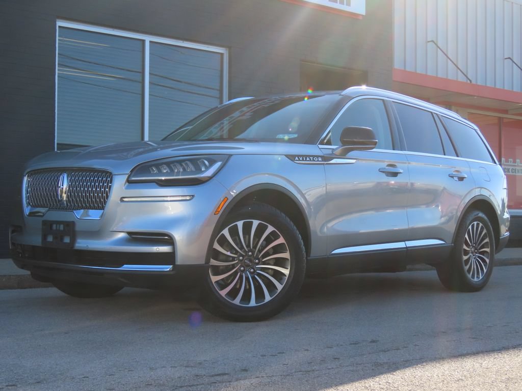 Used 2023 Lincoln Aviator AWD w/ Premium Package image 8