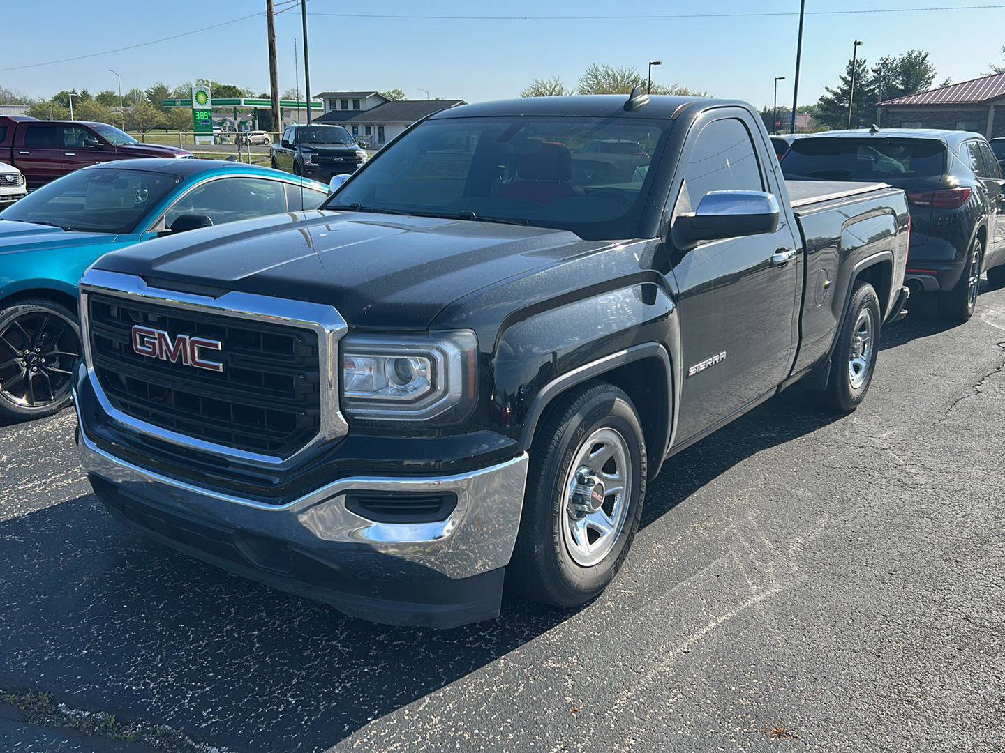 Used 2016 GMC Sierra 1500 2WD Regular Cab w/ Sierra Convenience Package image 2