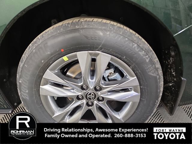 New 2026 Toyota Sienna Limited image 11