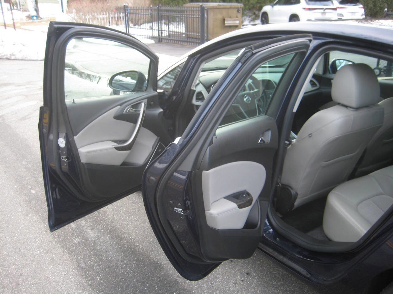 Used 2016 Buick Verano Sport Touring image 9