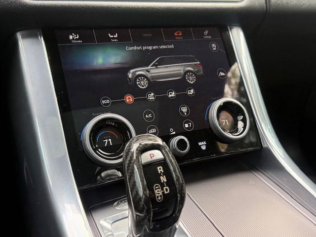 Used 2018 Land Rover Range Rover Sport HSE image 37