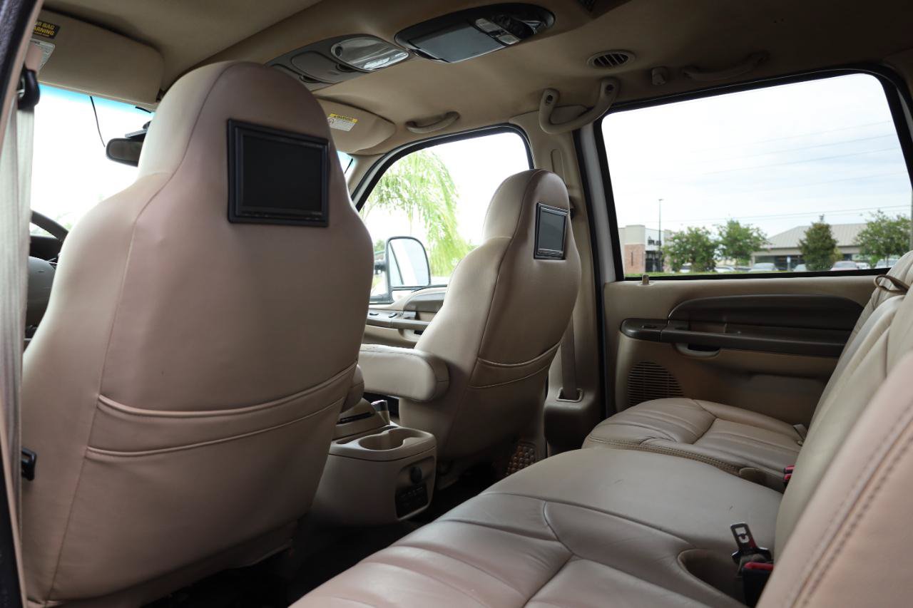 Used 2000 Ford Excursion XLT AWD/4WD image 14