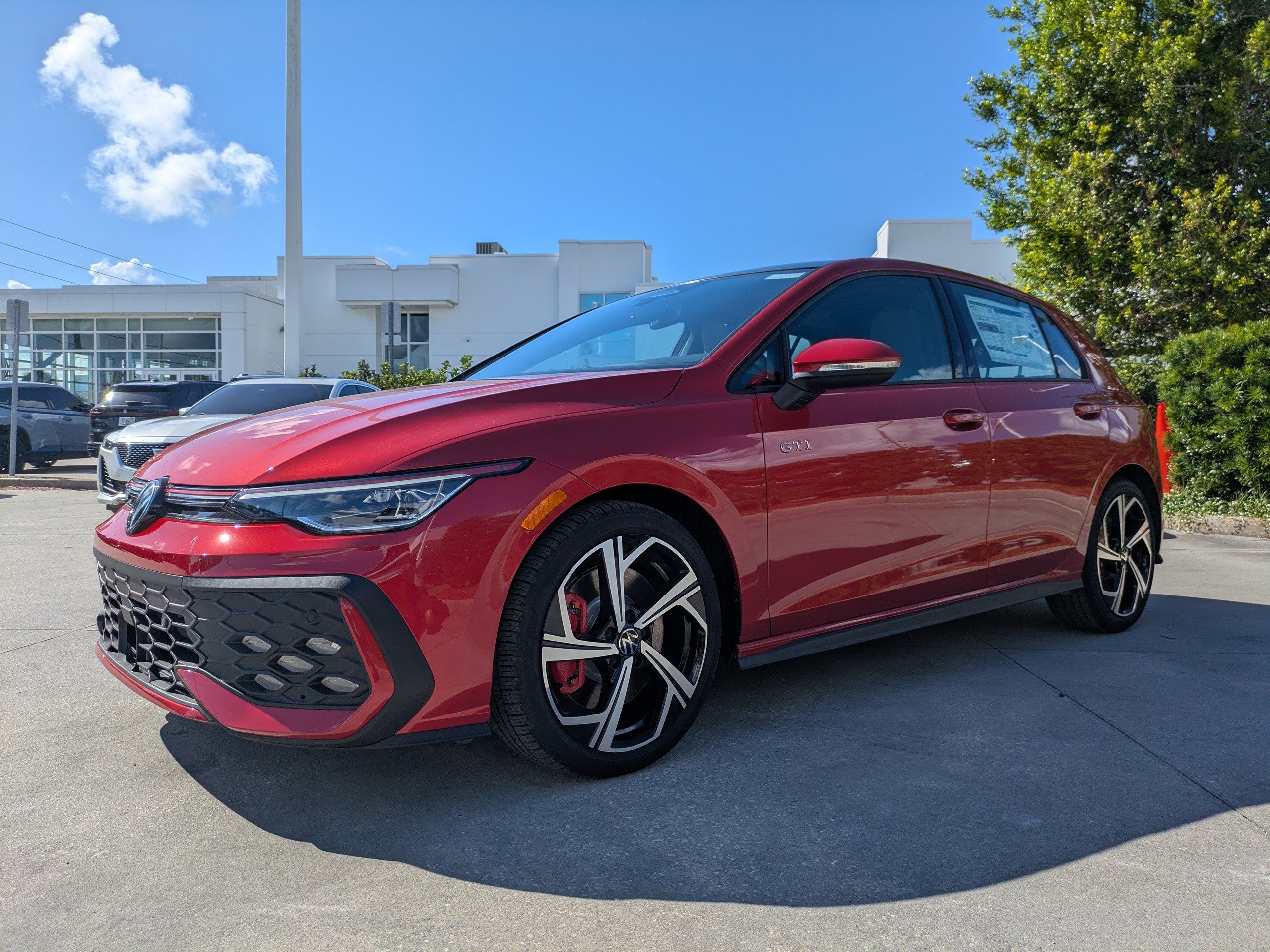 New 2026 Volkswagen GTI SE FWD image 8