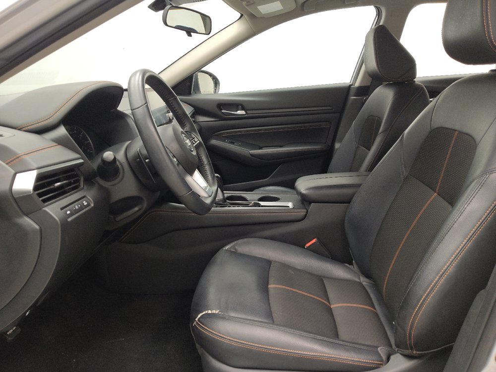 Used 2020 Nissan Altima 2.5 SR w/ Premium Package FWD image 17