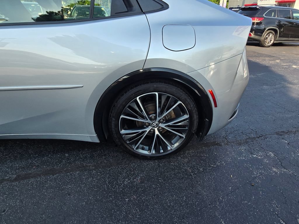 Certified 2024 Toyota Prius Limited AWD/4WD image 4