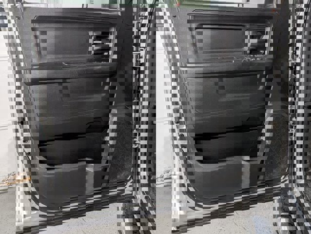 Used 2018 RAM 2500 Tradesman w/ Chrome Appearance Group image 17