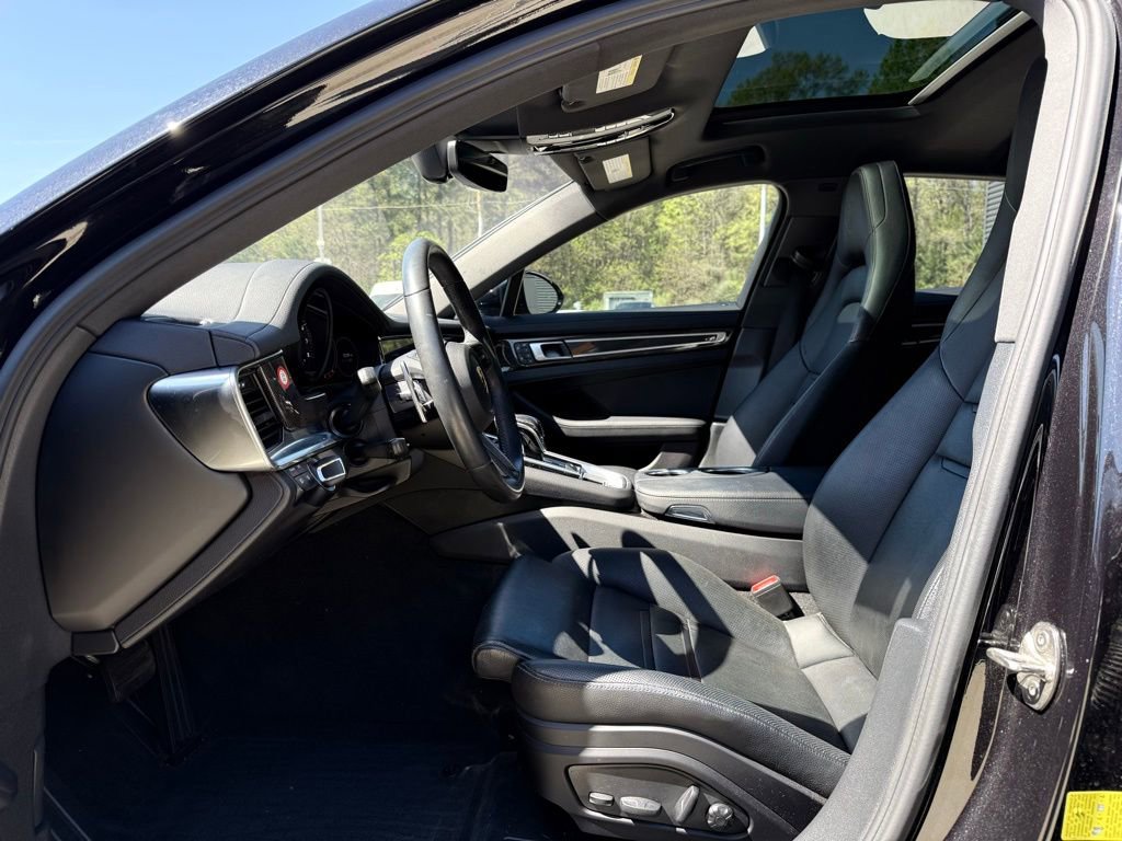 Used 2023 Porsche Panamera 4 Platinum Edition image 12