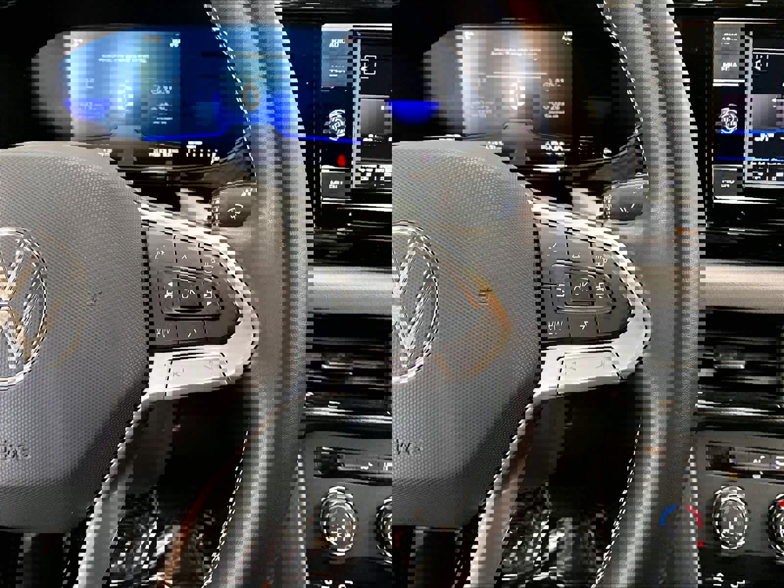 Used 2022 Volkswagen Taos S w/ IQ Drive S Package image 22