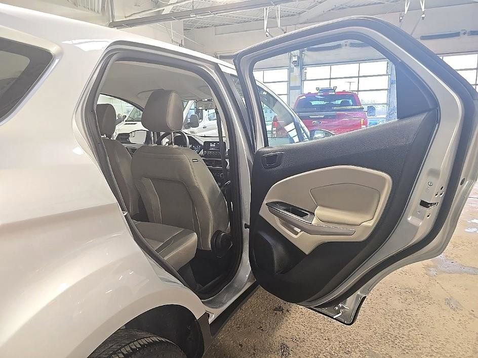Used 2022 Ford EcoSport S image 27