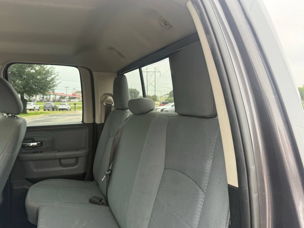 Used 2018 RAM 1500 Classic SLT RWD image 11