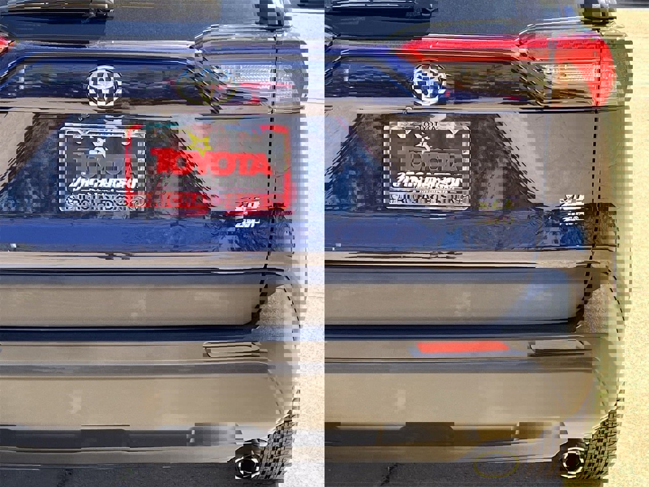 Used 2024 Toyota RAV4 XLE image 6