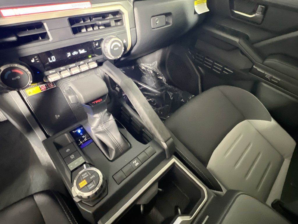 New 2026 Toyota Tacoma TRD Off-Road w/ TRD Off Road Upgrade Package AWD/4WD image 24