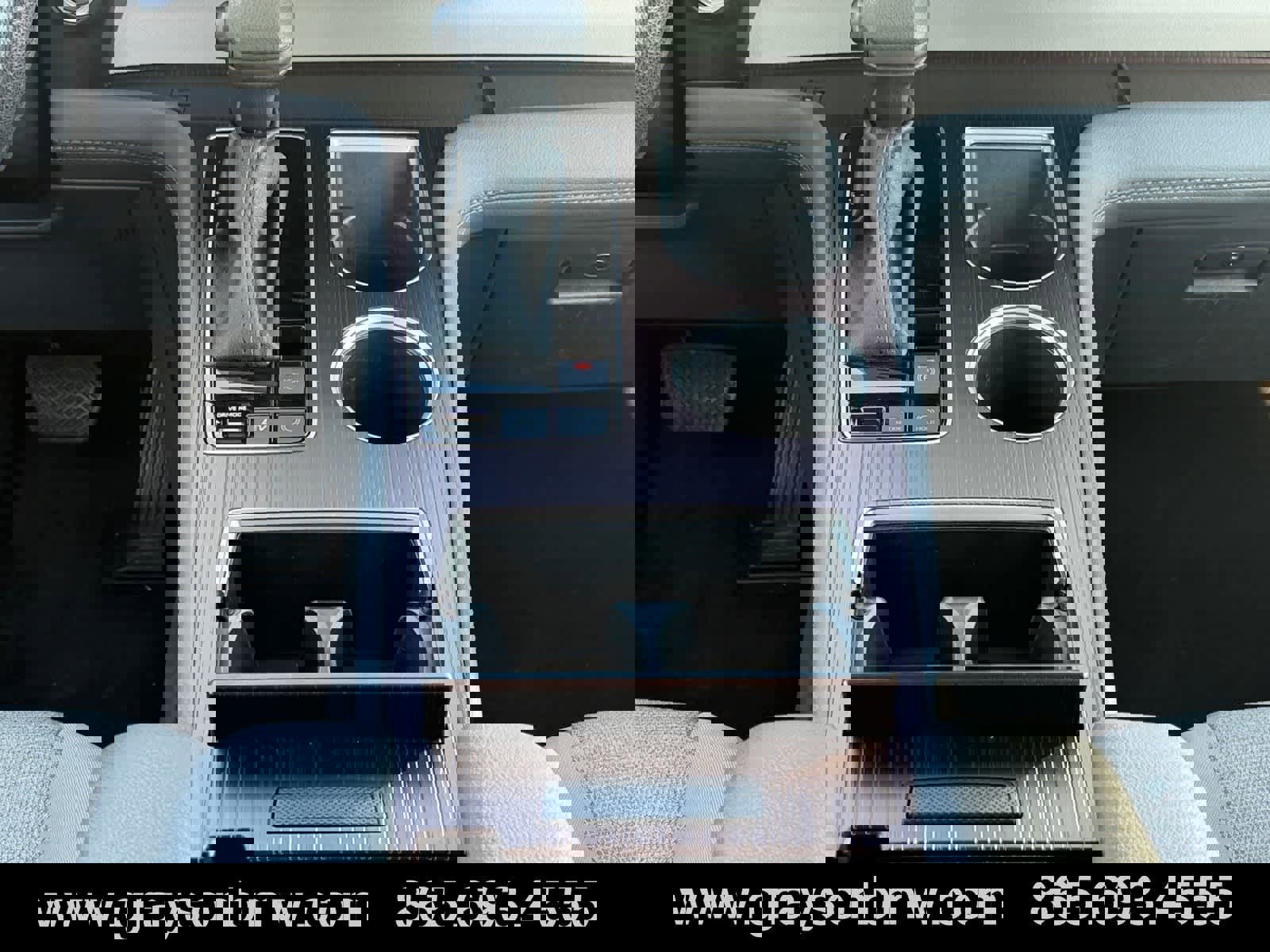 Used 2024 Toyota Sienna LE image 15