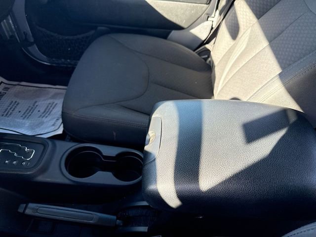 Used 2017 Jeep Wrangler Sport w/ Connectivity Group image 19