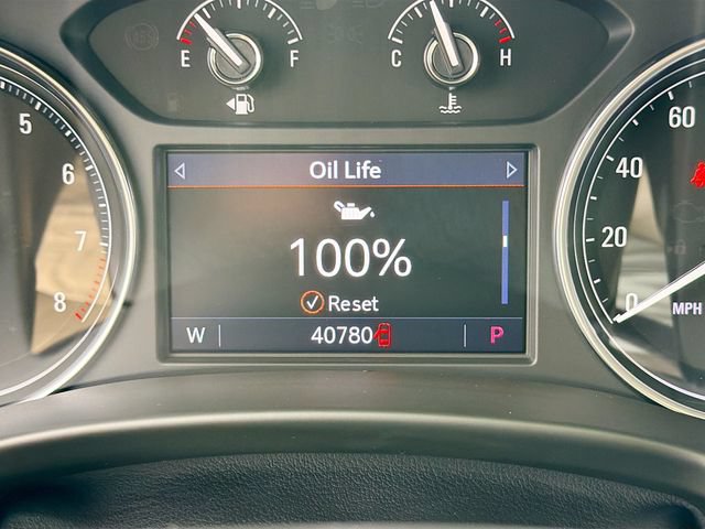 Used 2023 Buick Enclave Essence FWD image 12