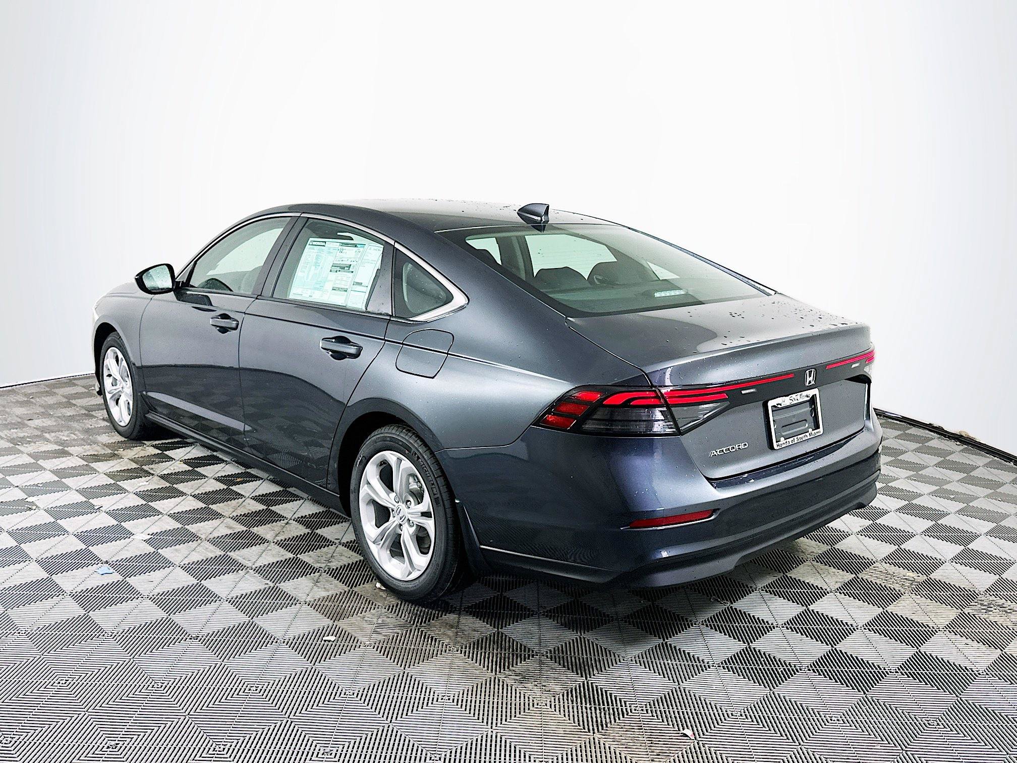 Used 2025 Honda Accord LX image 4