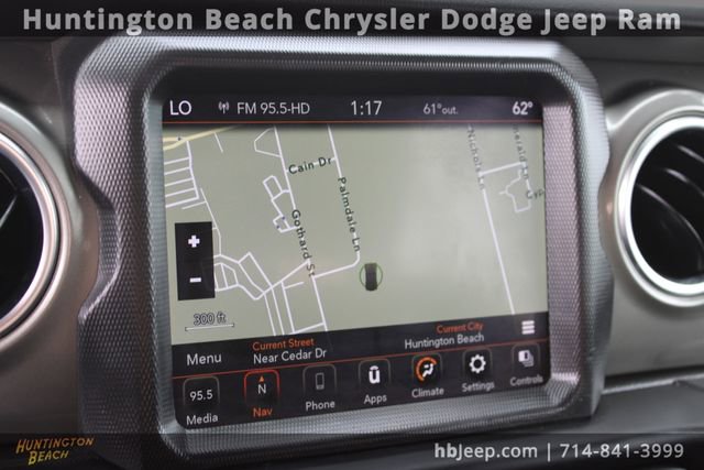 Used 2023 Jeep Wrangler Sahara image 26