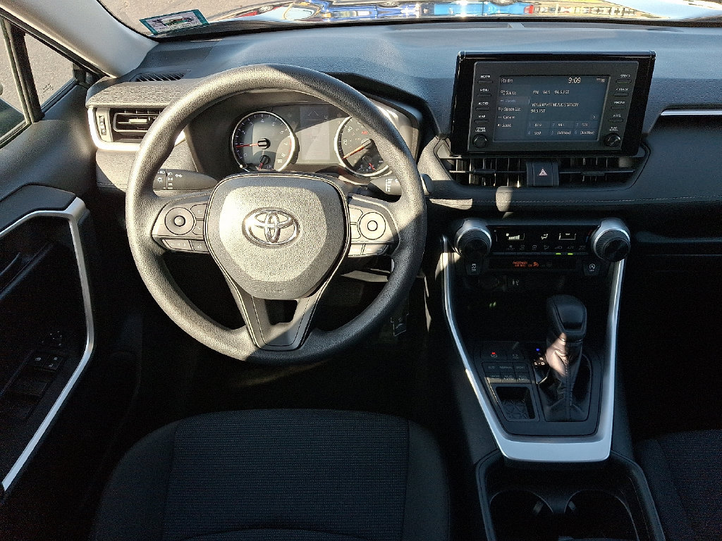 Certified 2019 Toyota RAV4 LE AWD/4WD image 12