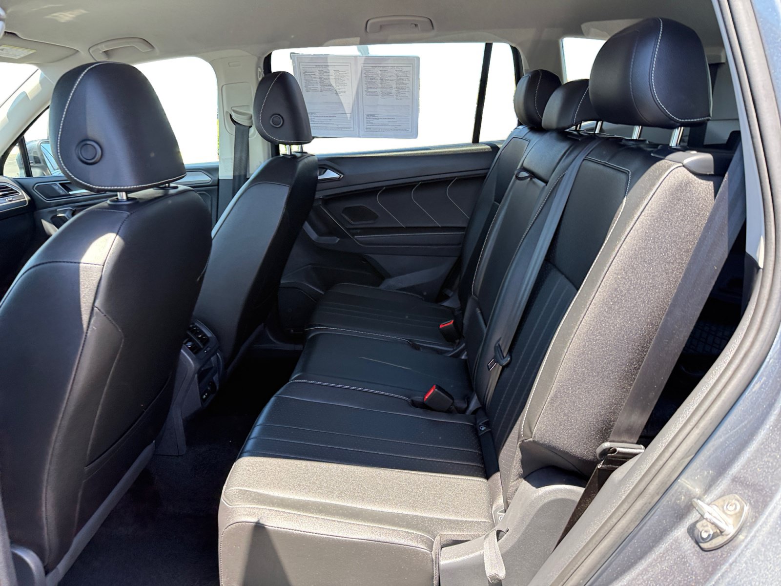 Certified 2023 Volkswagen Tiguan SE FWD image 16