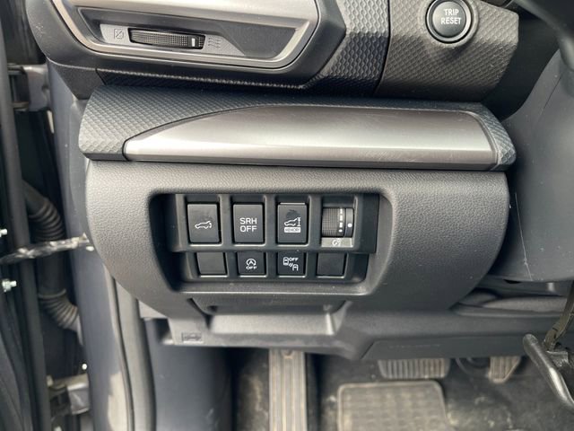 Used 2024 Subaru Forester Premium AWD/4WD image 31