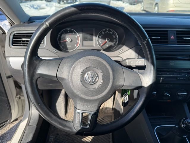 Used 2013 Volkswagen Jetta SE image 15