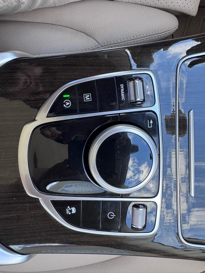 Used 2019 Mercedes-Benz GLC 300 image 20