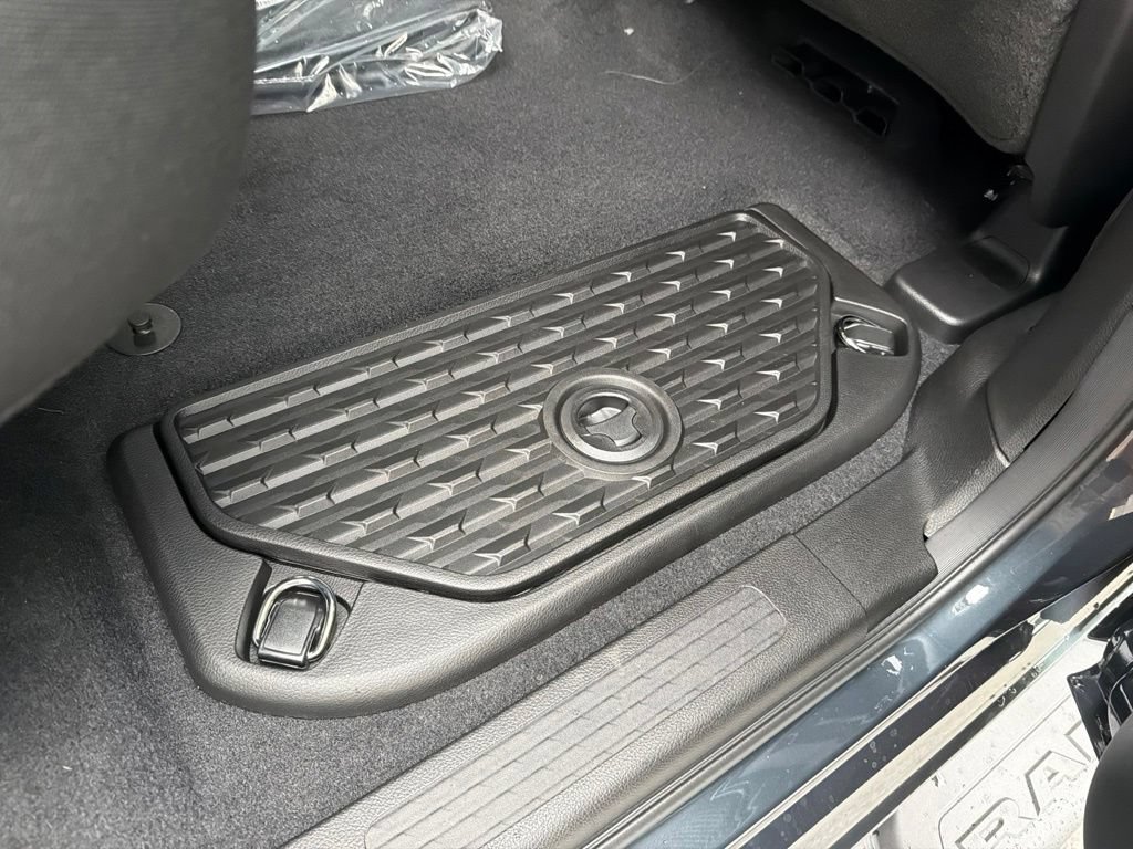 New 2026 RAM 1500 Express AWD/4WD image 31