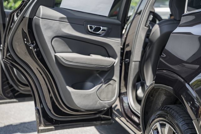 New 2026 Volvo XC60 T8 Ultra w/ Protection Package Premier AWD/4WD image 37