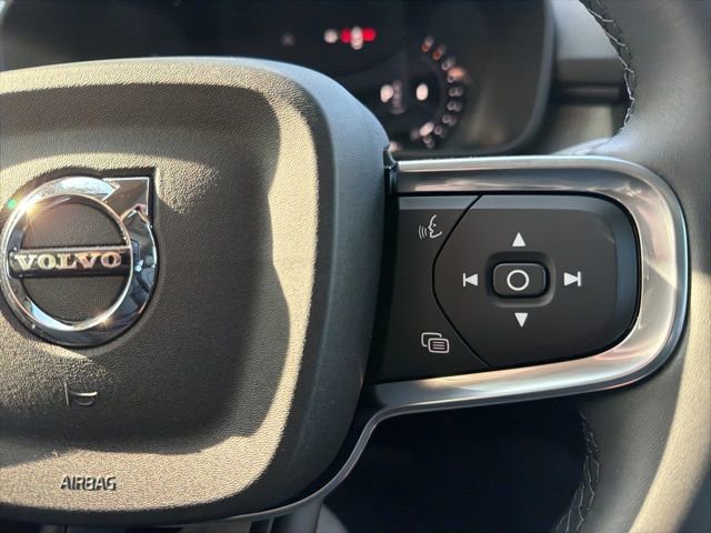 New 2026 Volvo XC40 B5 Core w/ Protection Package Premier image 25