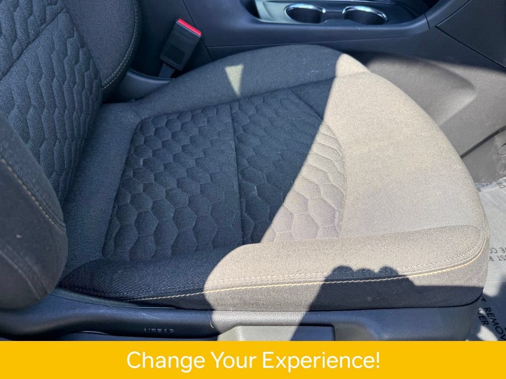Used 2019 Chevrolet Equinox LT FWD image 13