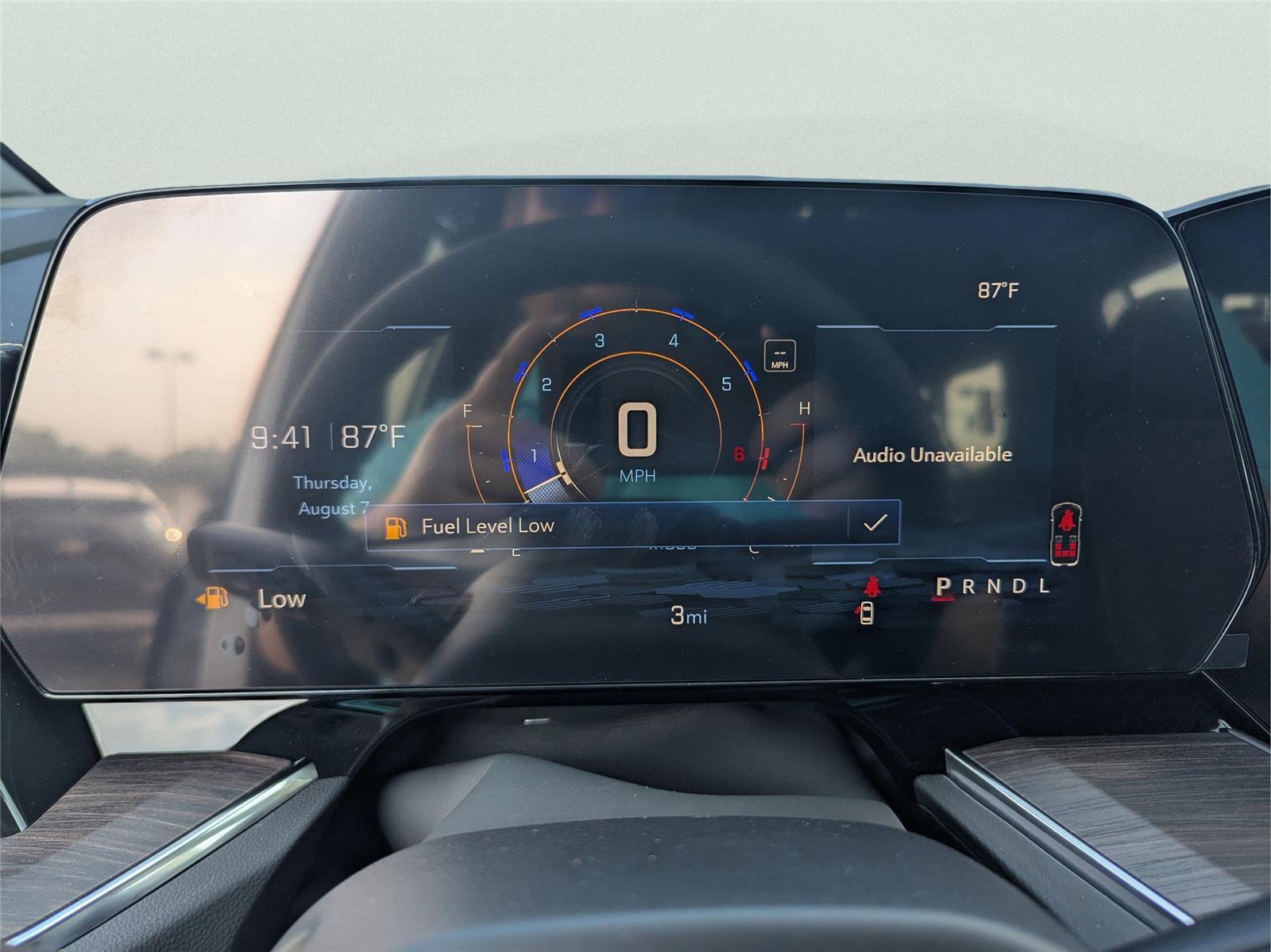 New 2025 Chevrolet Suburban Premier image 35