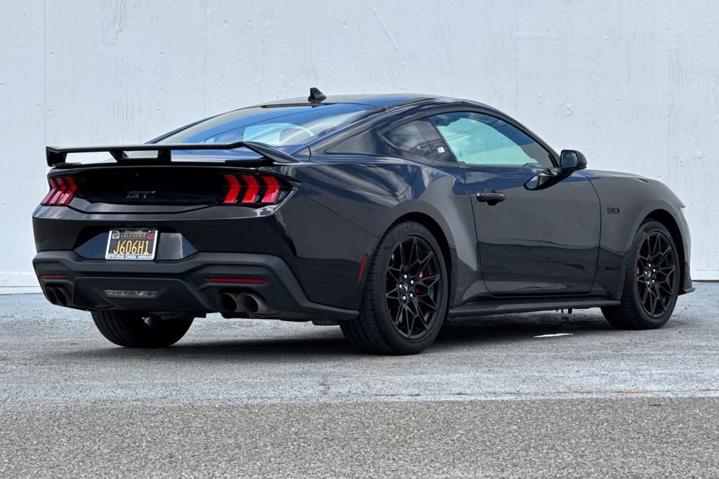 Used 2024 Ford Mustang GT w/ GT Performance Package RWD image 3
