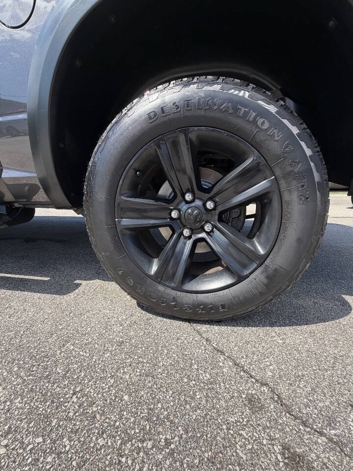 Used 2022 RAM 1500 Warlock AWD/4WD image 28