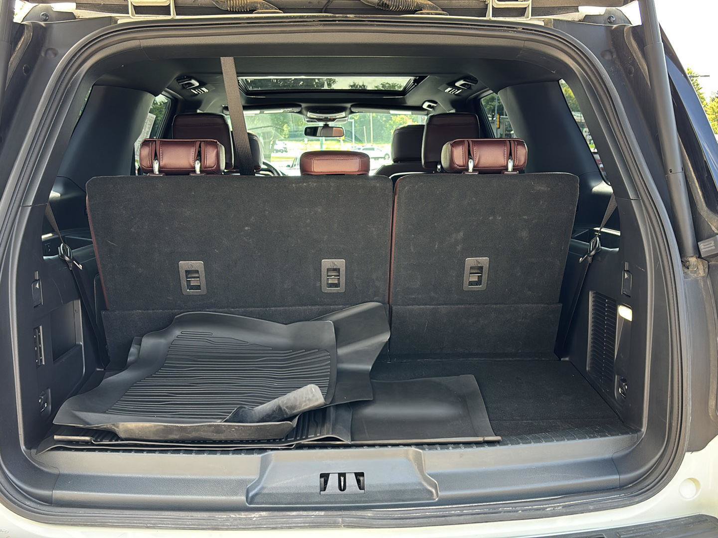 Used 2023 Ford Expedition Limited AWD/4WD image 27