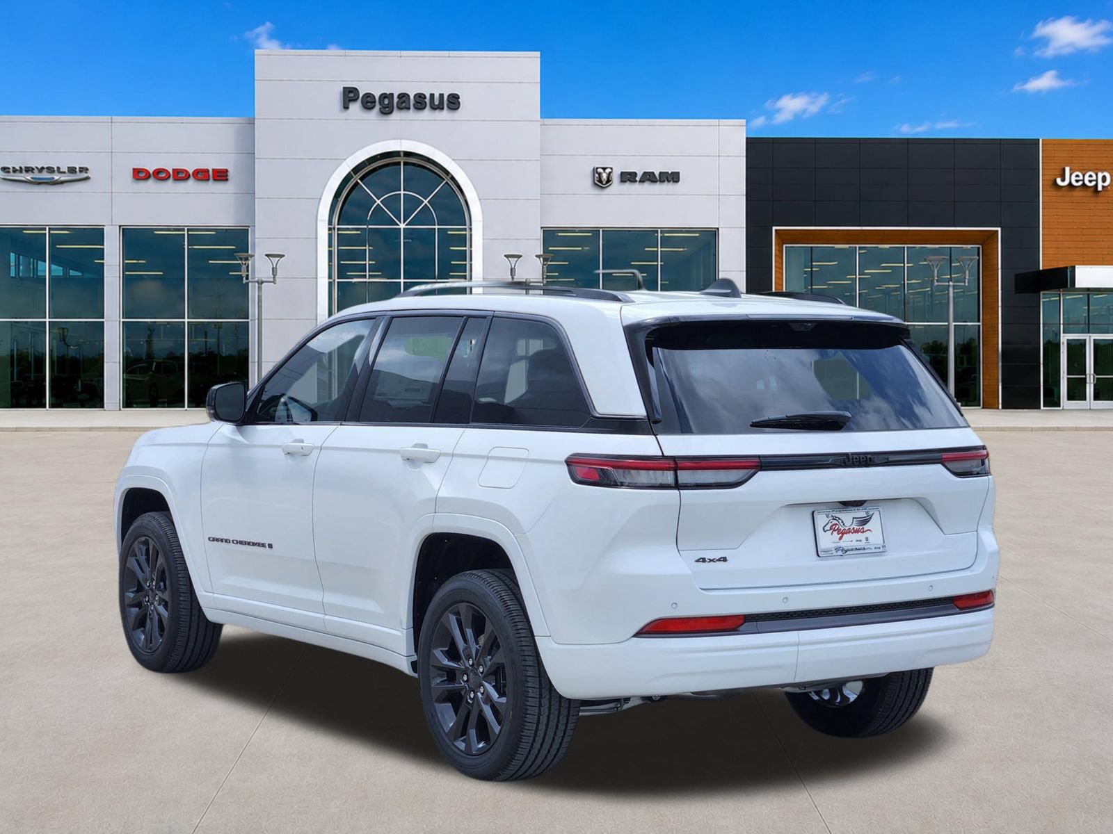New 2026 Jeep Grand Cherokee Limited AWD/4WD image 4