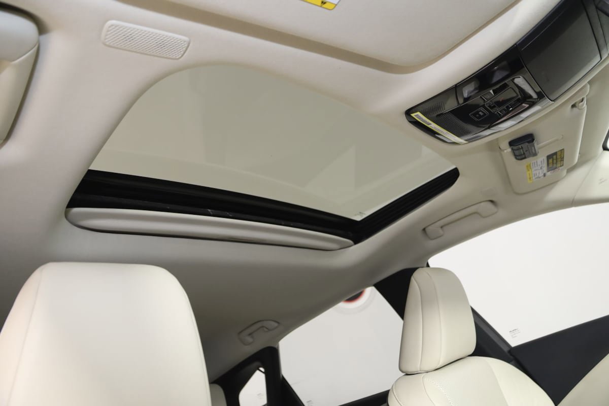 Used 2023 Lexus RX 350 Premium w/ Cold Area Package FWD image 10